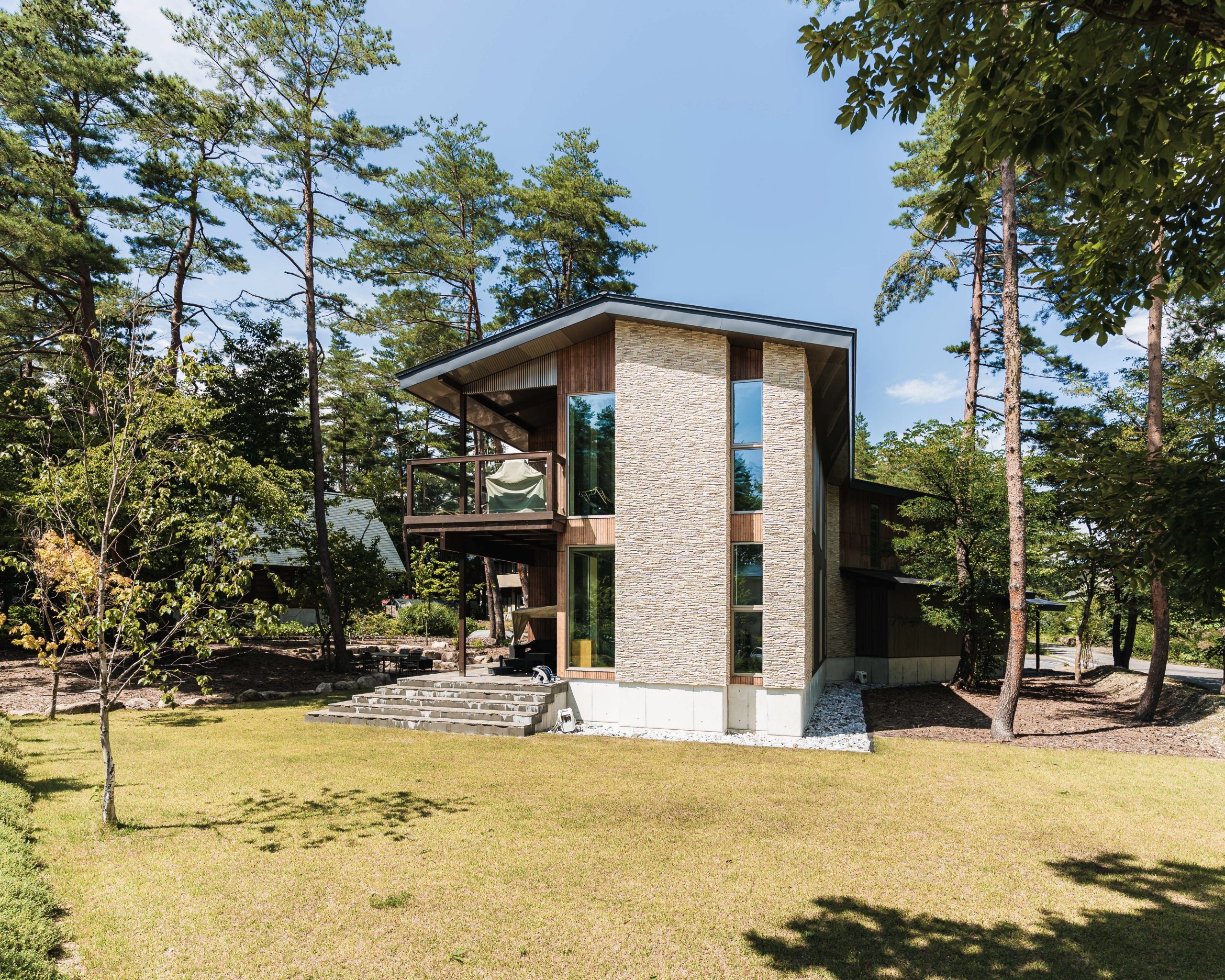 BASE 47 CHALET